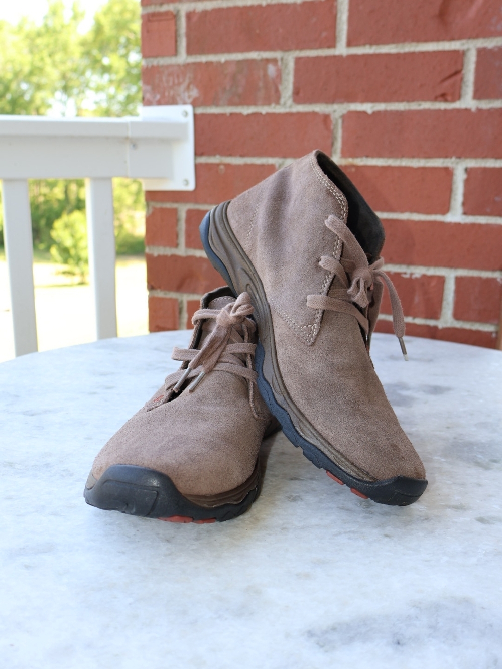 Eddie Bauer "Departure" Chukka Shoes